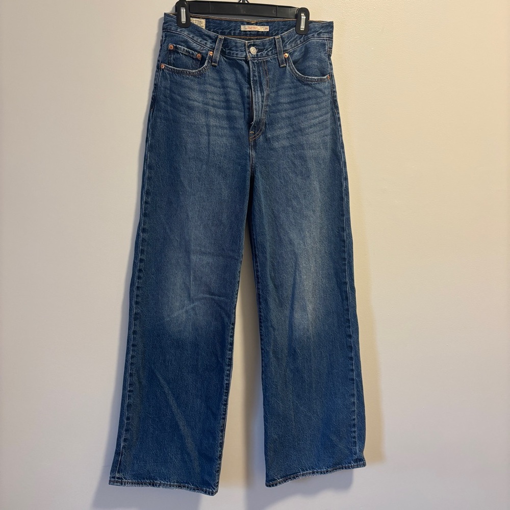 Levi’s Wide-Leg Ribcage Blue Denim Jeans